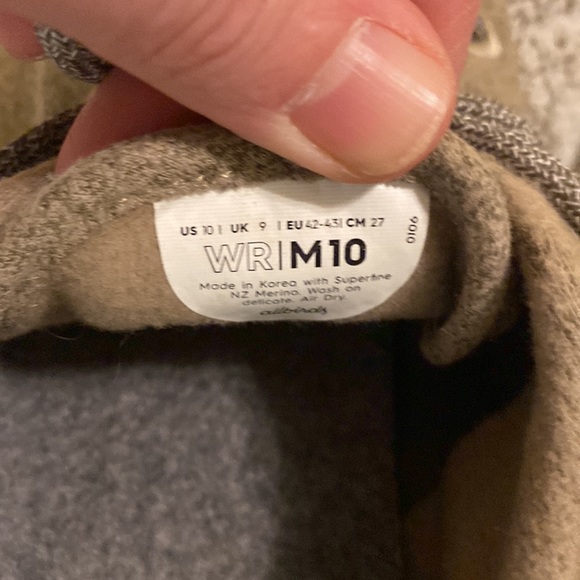 Allbirds size 10 mens- wool runners - Picture 8 of 10